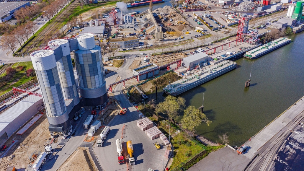 Storage terminal - Euromecc